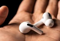 How To Connect Two Airpods To One Phone