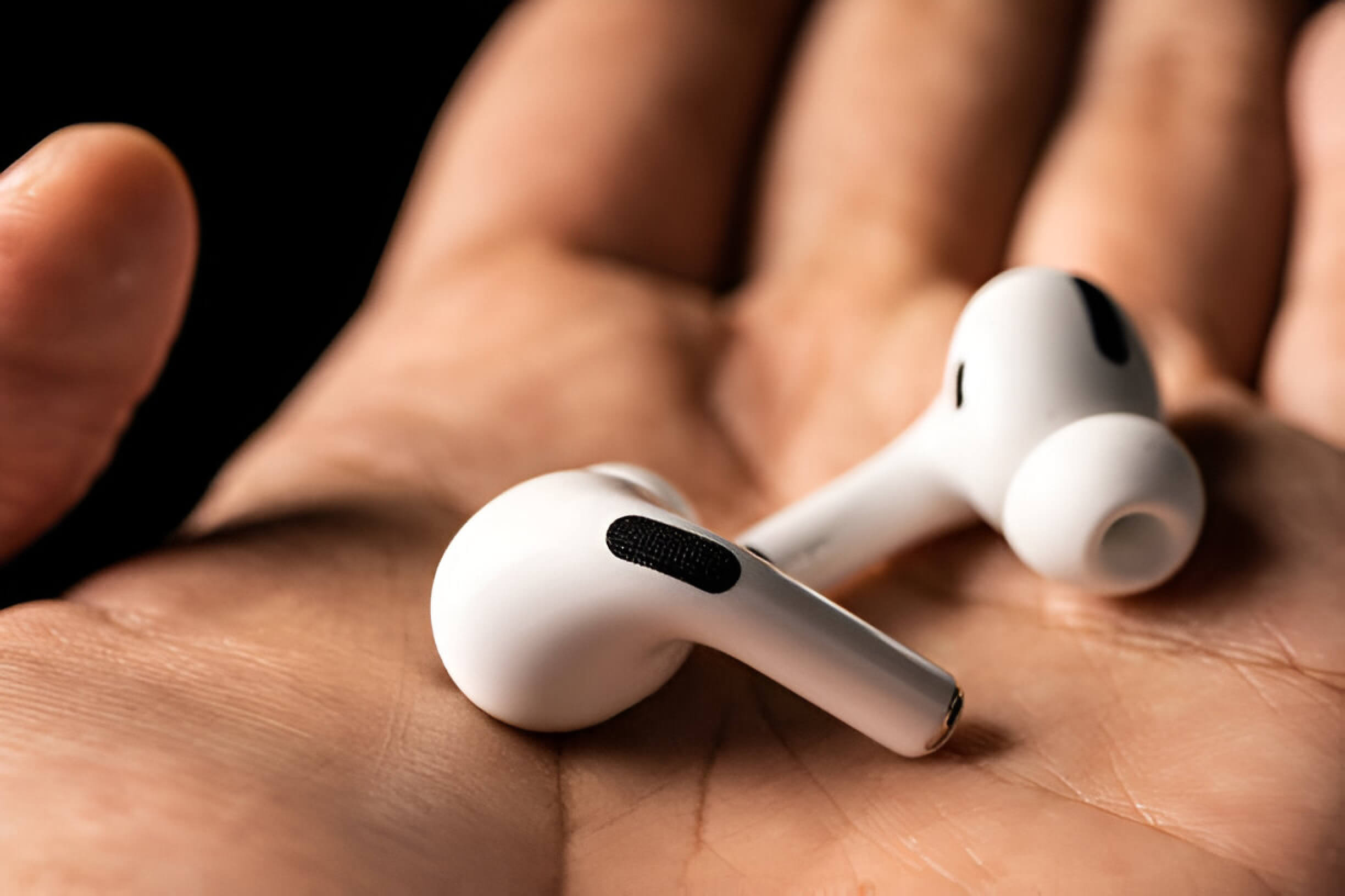 How To Connect Two Airpods To One Phone